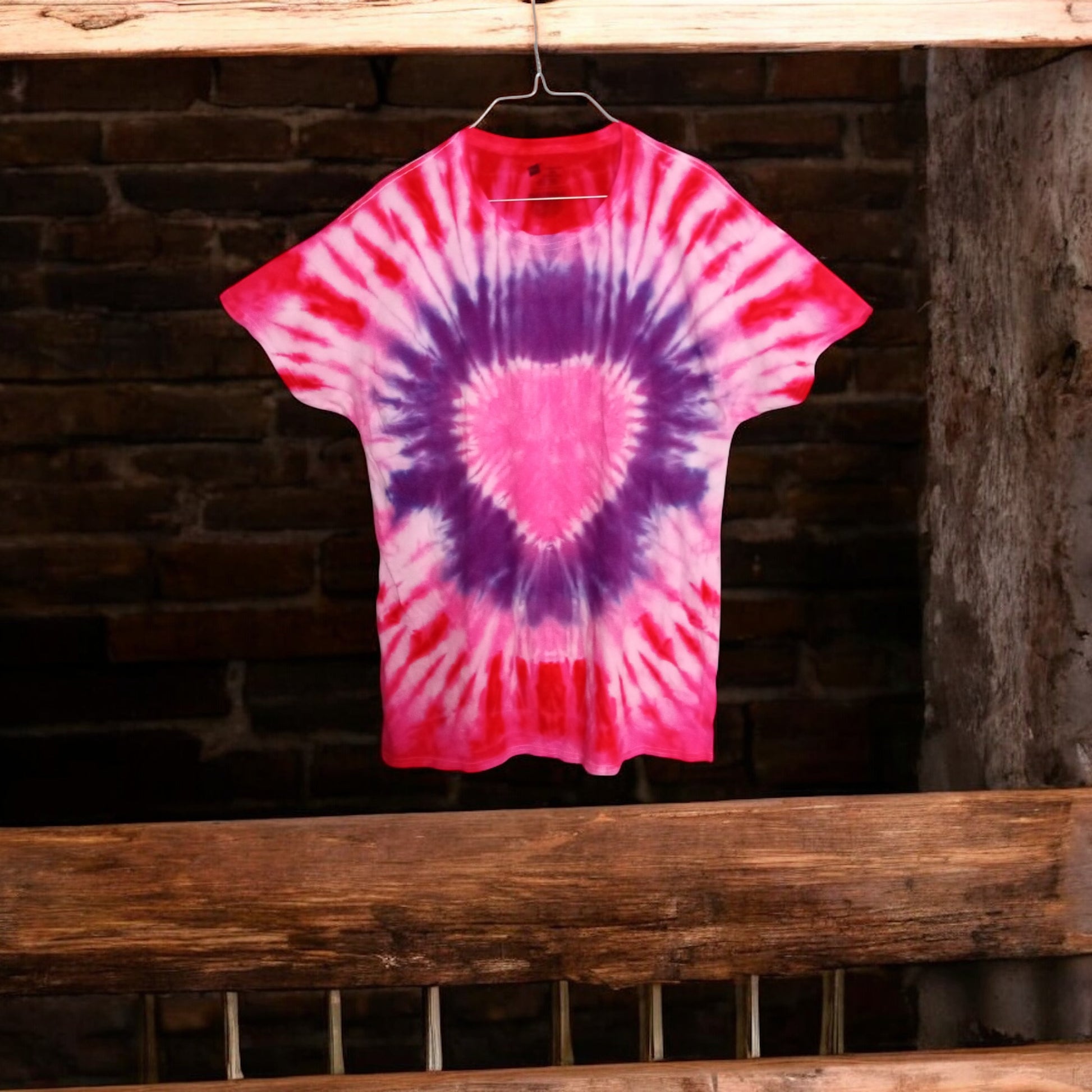 Short sleeve shirt size large