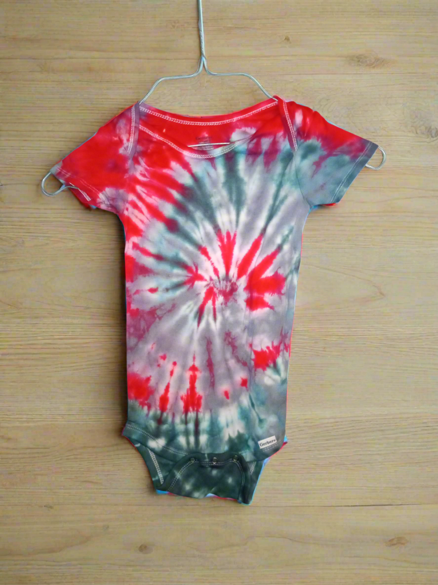 Baby onesie size 24 months