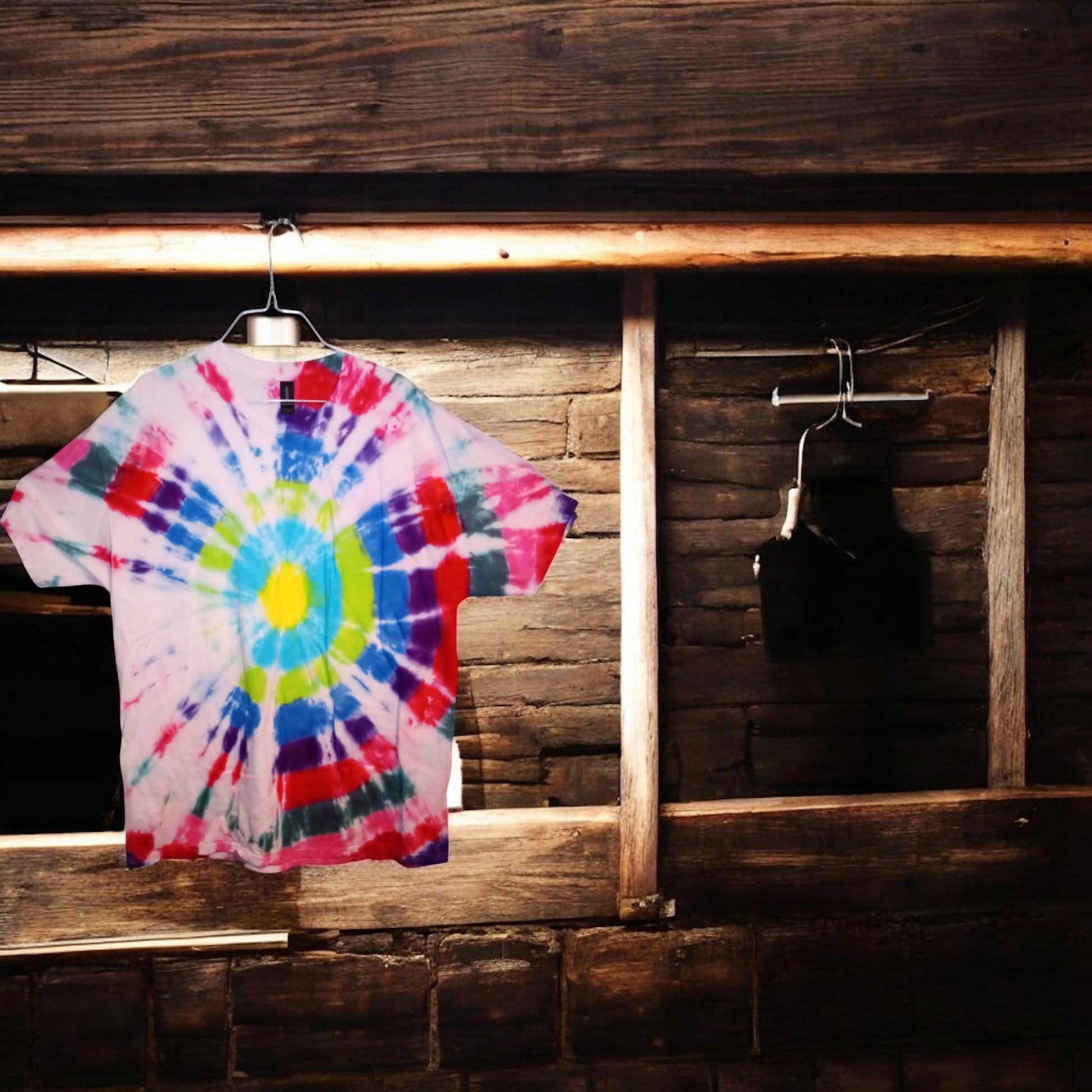 Short sleeve t-shirt size medium