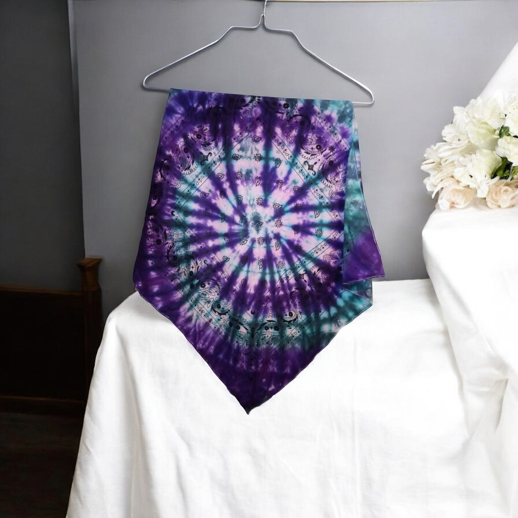 Bandanas and handkerchiefs