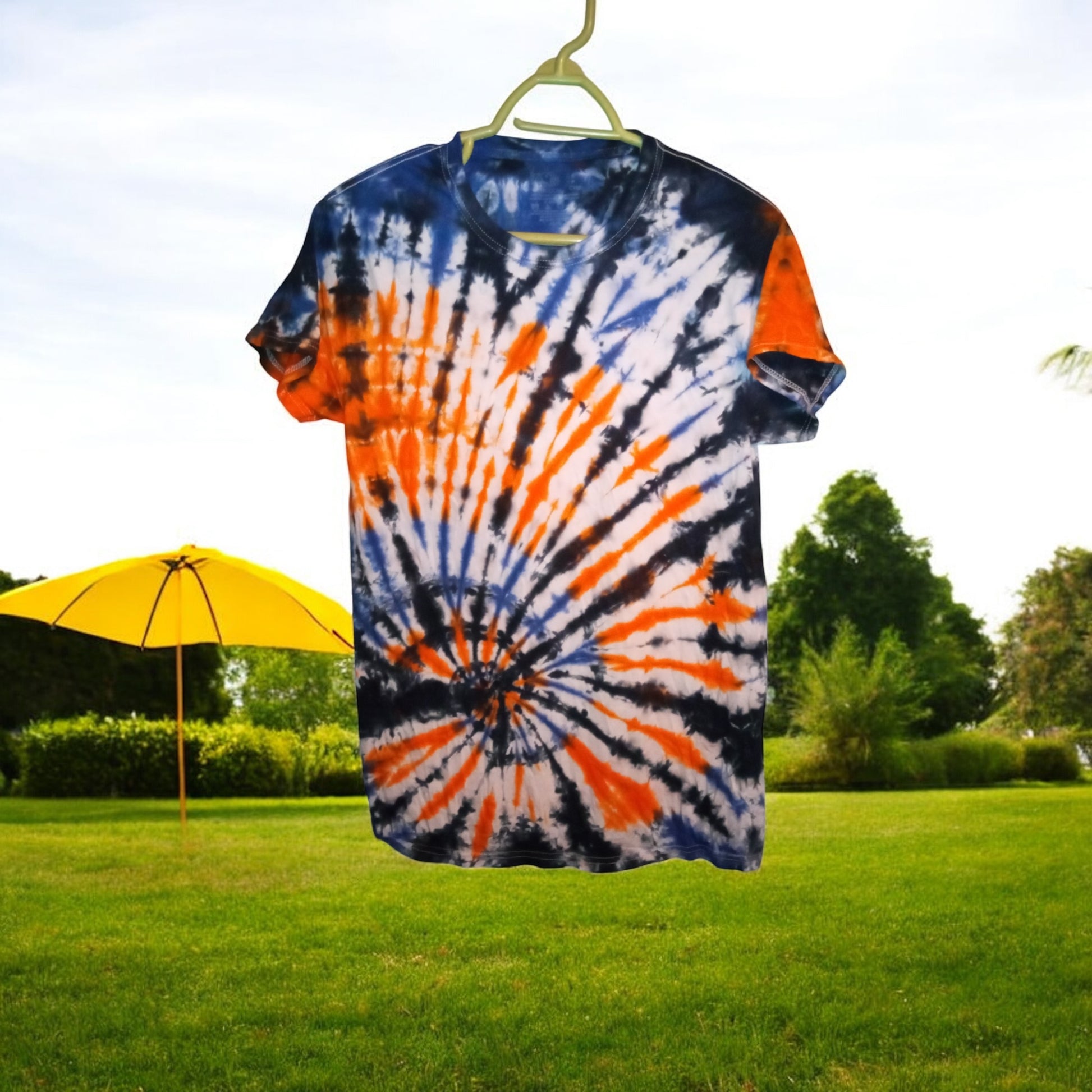 Short sleeve shirt size small