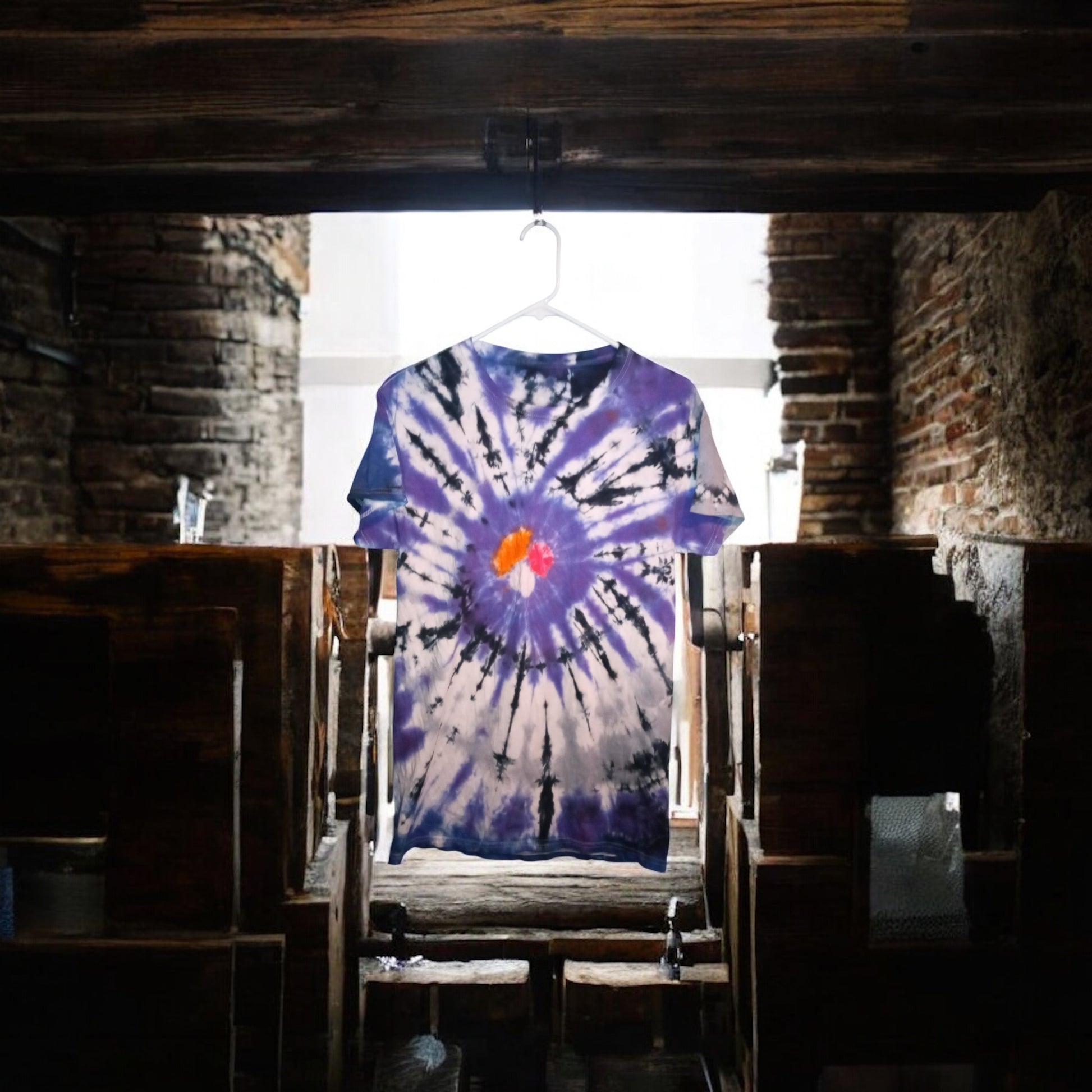 Short sleeve shirt size small