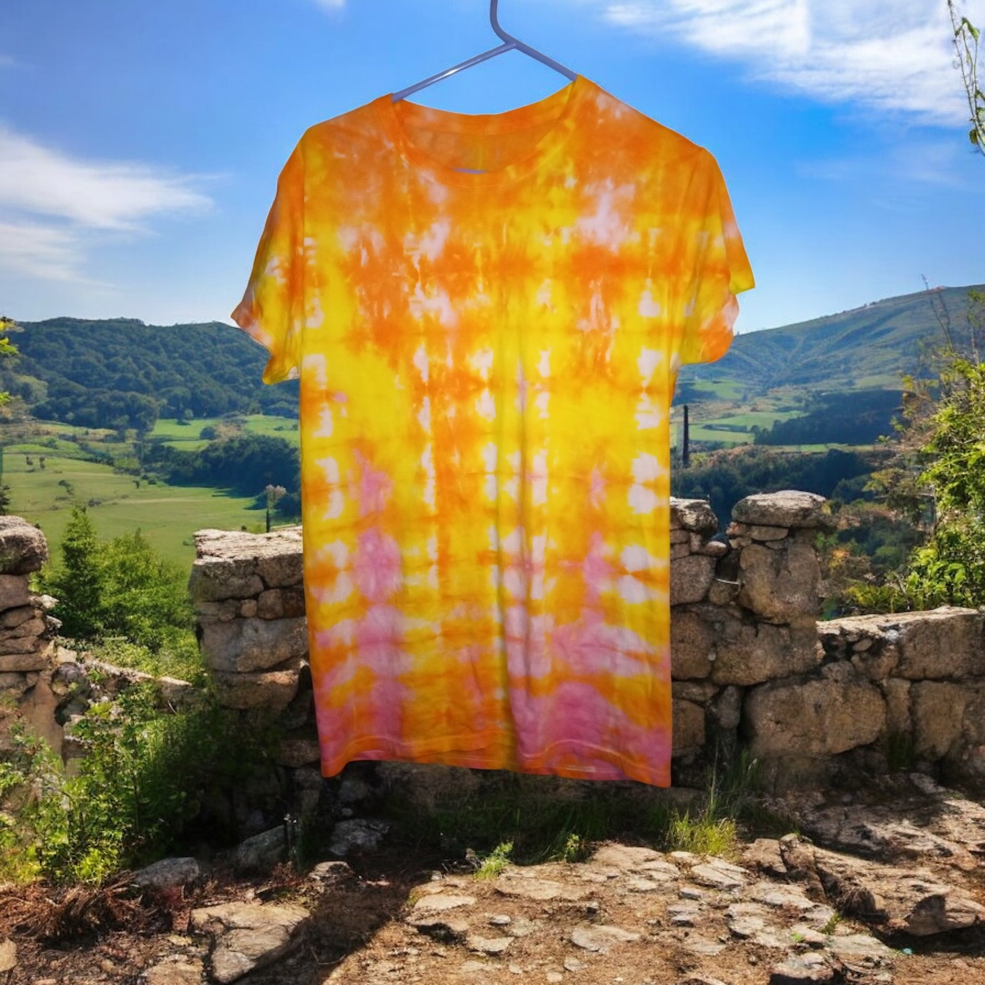 Short sleeve shirt size small