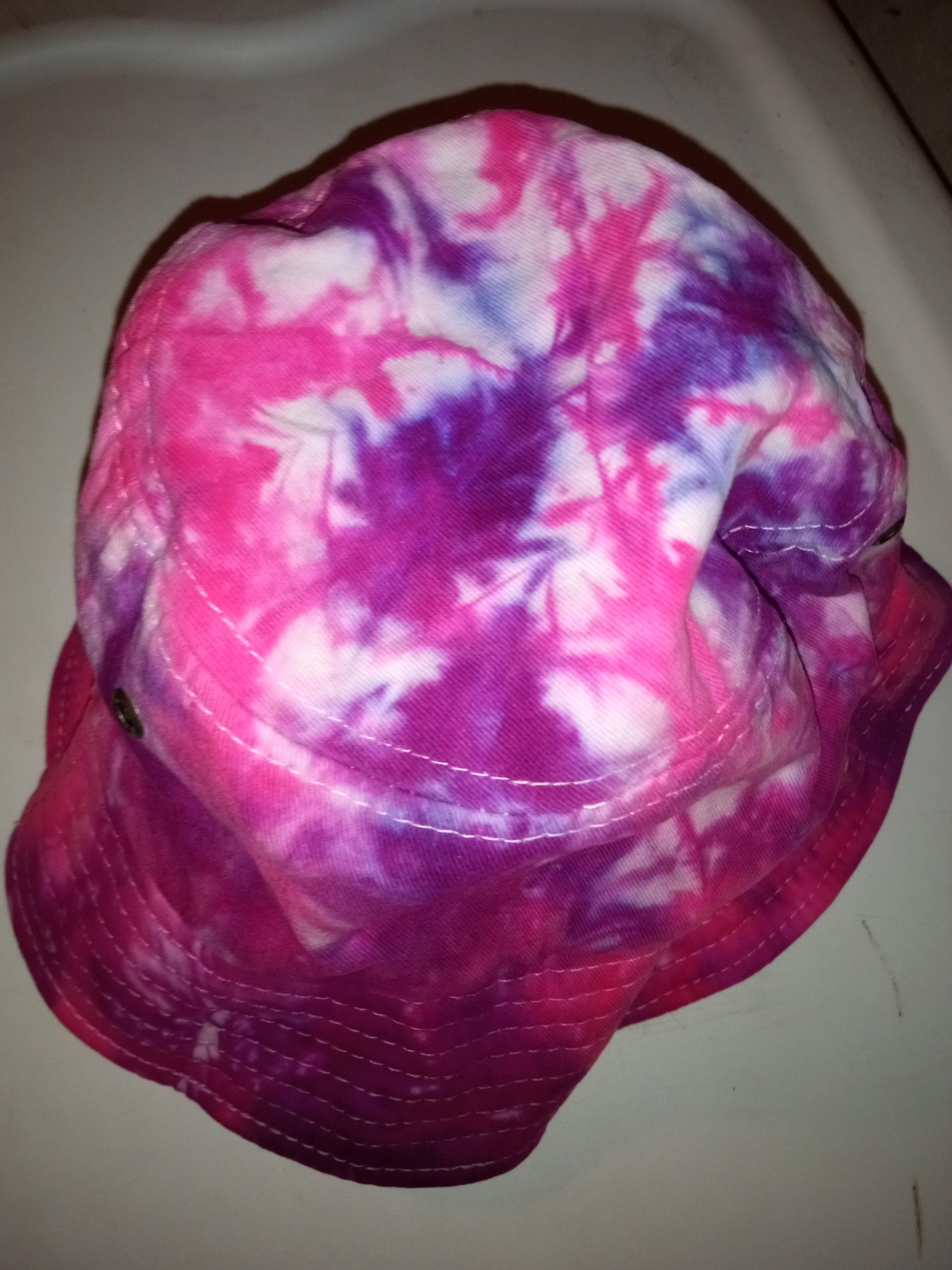 Bucket hat