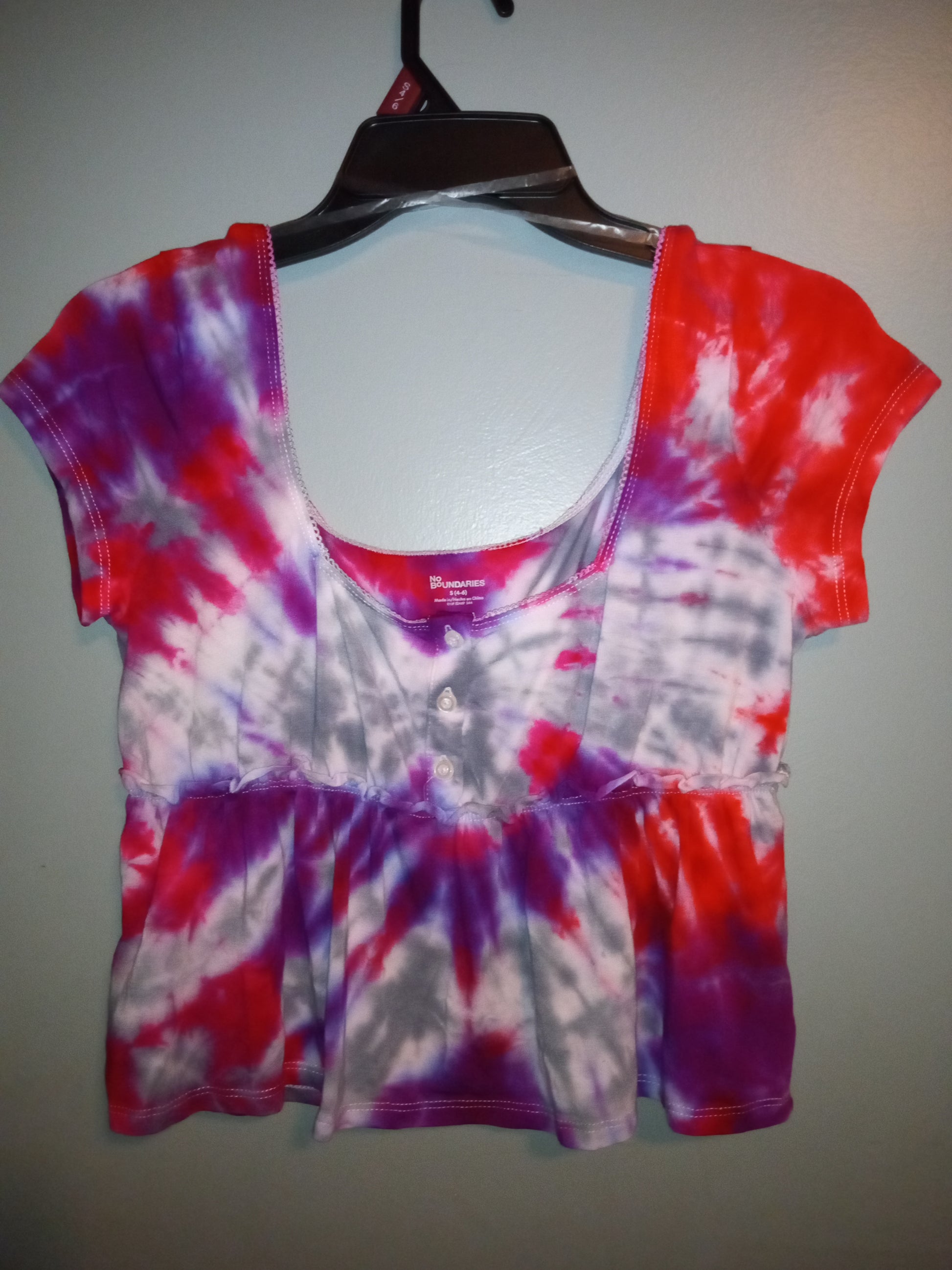 Ladies small crop top